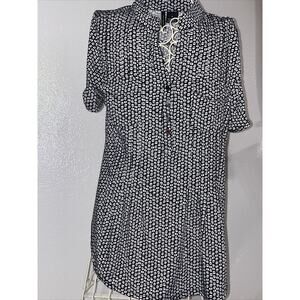New Directions Ladies Top Size M Black/White Print
